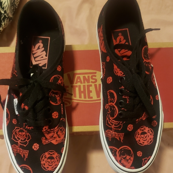 Vans Shoes - Brand new vans- love u to death
